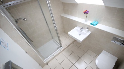 Shower/WC at 3C Ainsley Court 